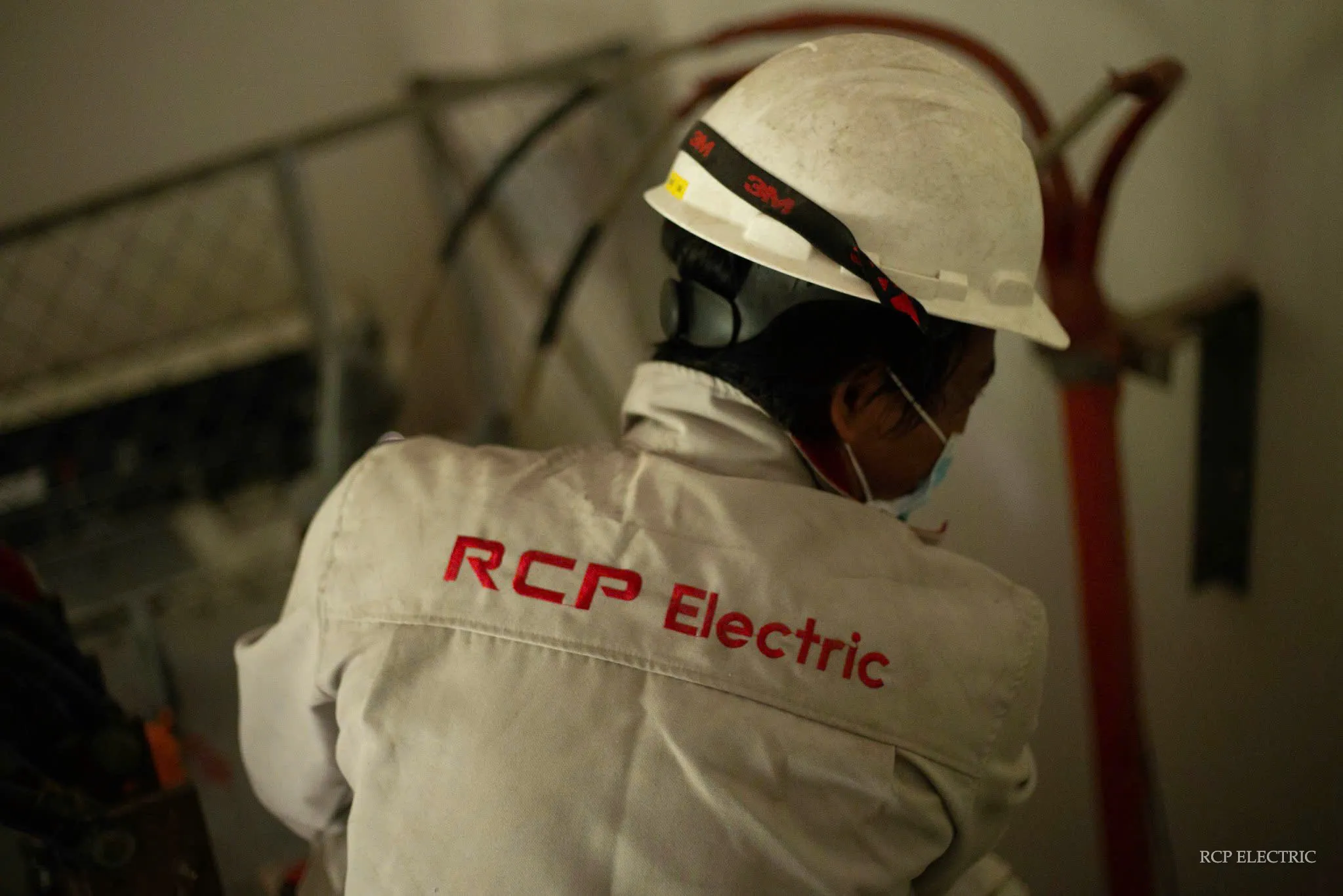 Hình ảnh thi công thực tế dự án điện RCP Electric 17